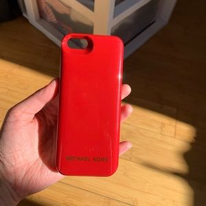 Michael Kors iPhone 5 charging case